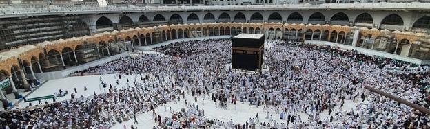 The-Ka'bah-is-attacked